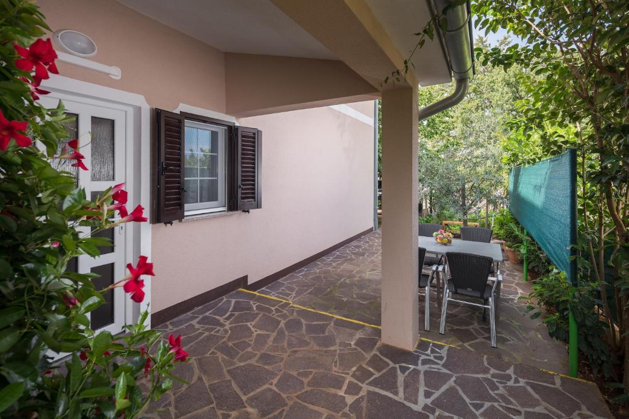 Ferienwohnung Mario Poreč Exterior foto