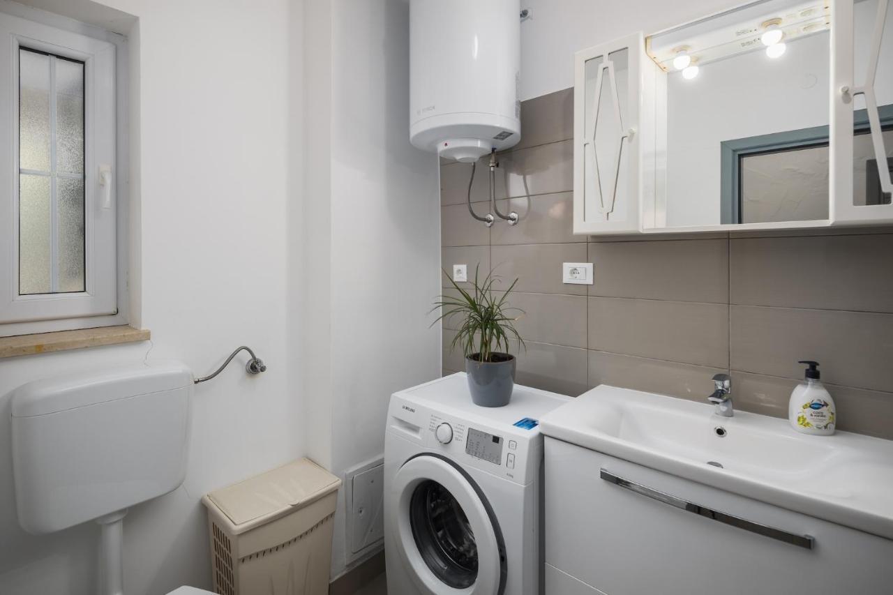 Ferienwohnung Mario Poreč Exterior foto