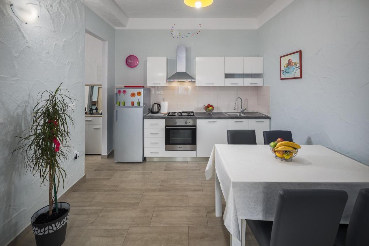 Ferienwohnung Mario Poreč Exterior foto